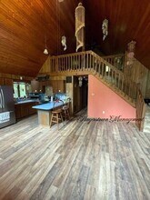 13104 Brandenburg Hollow Rd in Smithsburg, MD - Building Photo - Building Photo