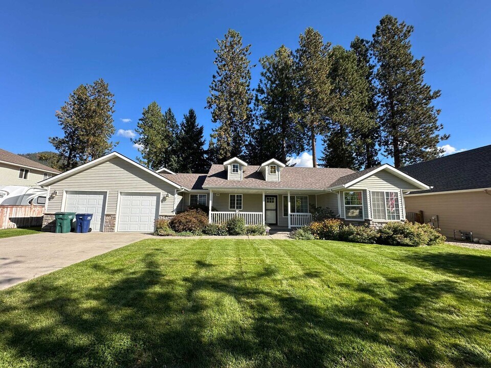 3954 N 19th St in Coeur d'Alene, ID - Building Photo