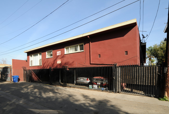 4136 Palmwood Dr in Los Angeles, CA - Building Photo - Building Photo