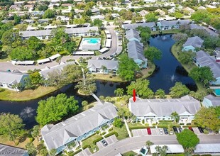 129 Wading Bird Cir in Naples, FL - Building Photo - Building Photo