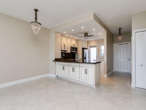 750 N Ocean Blvd in Pompano Beach, FL - Building Photo - Building Photo