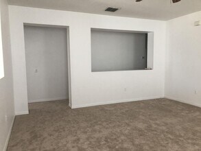 1952 Kimlyn Cir in Kissimmee, FL - Building Photo - Building Photo