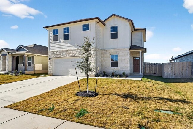 145 Honey Bee Rd in Jarrell, TX - Building Photo - Building Photo