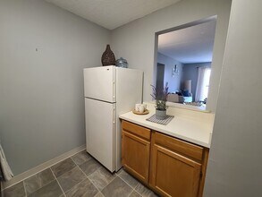 100 Ocean View Dr in Boston, MA - Building Photo - Building Photo