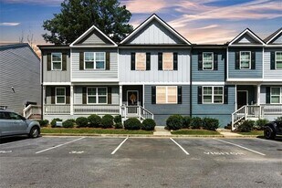 2832 Saratoga Lake View in Decatur, GA - Building Photo