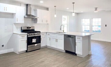 810 Avenue D in South Houston, TX - Building Photo - Building Photo