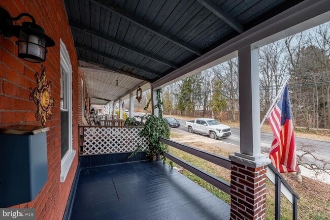 property at 220 Railroad Ave