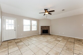 1917 Indian Lilac Dr in Lancaster, TX - Building Photo - Building Photo