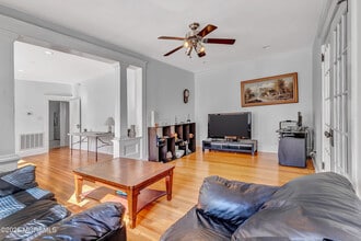 53 Highland Blvd in Keansburg, NJ - Building Photo - Building Photo