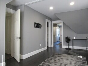 330 Bradley St in Bridgeport, CT - Foto de edificio - Building Photo