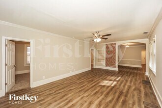 1042 Victory Dr SW in Atlanta, GA - Building Photo - Building Photo