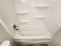 8312 Lavender St photo'