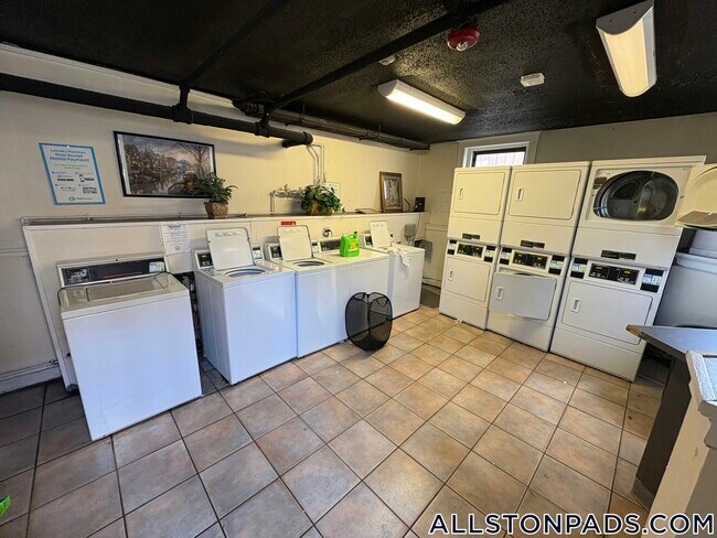 5-11 Barrows St