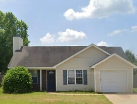 123 Chadwyck Cir in Bonaire, GA - Building Photo