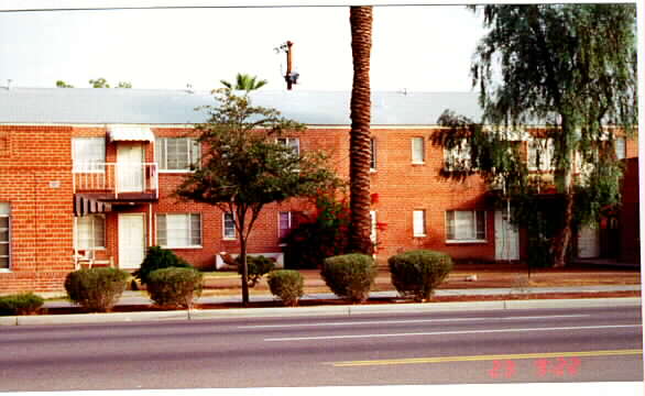 830-846 850 W Thomas Rd in Phoenix, AZ - Building Photo