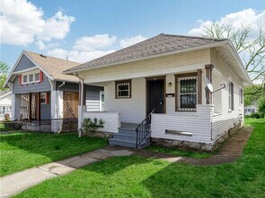 445 N Lawndale Ave in Kansas City, MO - Building Photo - Building Photo