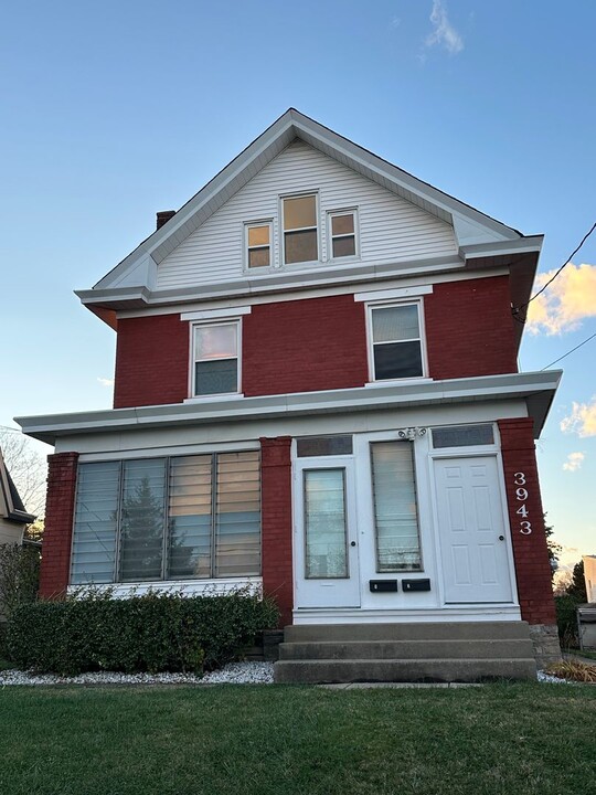 3943 Glenmore Ave in Cincinnati, OH - Building Photo