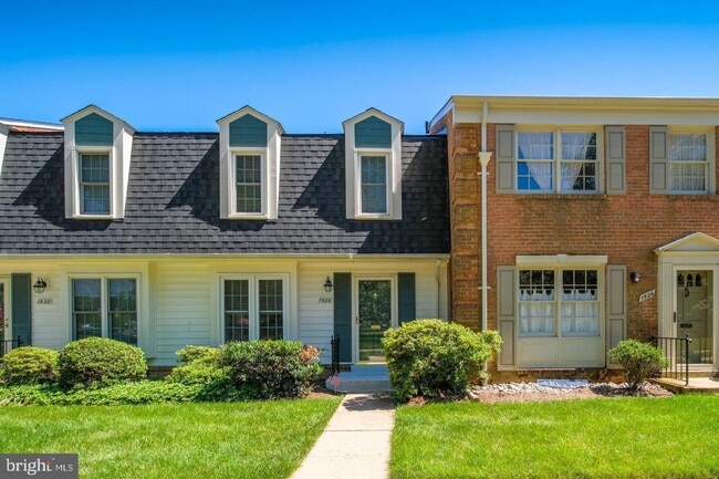 1528 Westmoreland St in McLean, VA - Building Photo - Building Photo