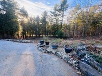 926 S Rd in Holden, ME - Foto de edificio - Building Photo