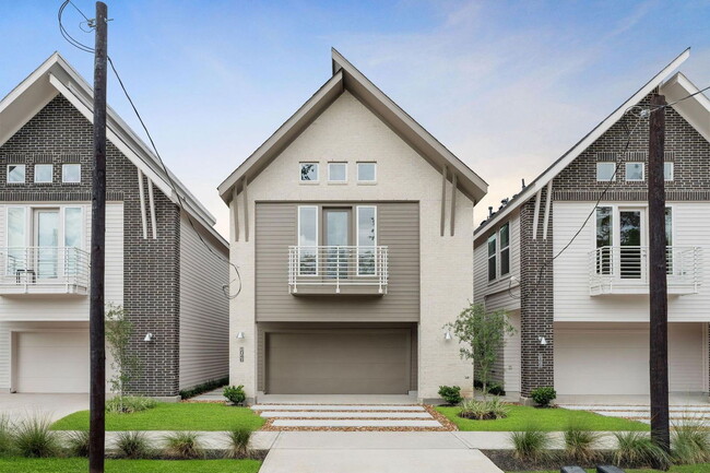 property at 1042 Homer St