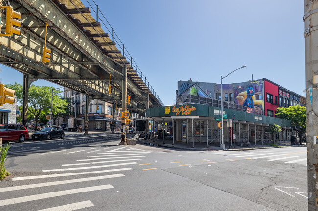 1360 Myrtle Ave in Brooklyn, NY - Building Photo - Building Photo