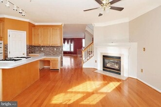 8731 Farnham Way in Linton Hall, VA - Building Photo - Building Photo