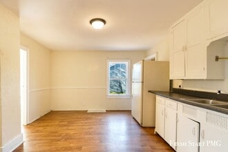 177 McLaughlin Ave in Muskegon, MI - Building Photo - Building Photo