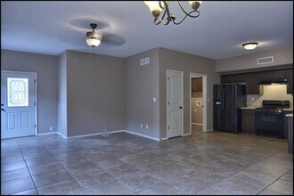 14302 Pancho Gonzalez Ct in El Paso, TX - Building Photo - Building Photo