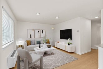 2901 SE Salem Ave in Albany, OR - Building Photo - Building Photo