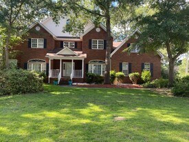 4201 Meadowbrook Ct in Charleston, SC - Building Photo