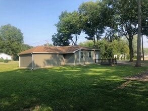 8697 E Chicago Rd in New Carlisle, IN - Building Photo - Building Photo