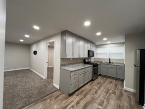 1086 N Northwest Hwy, Unit Garden in Park Ridge, IL - Foto de edificio - Building Photo