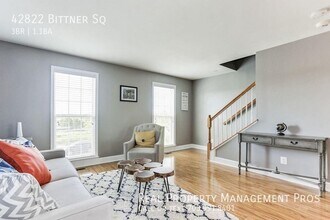 42822 Bittner Square in Ashburn, VA - Building Photo - Building Photo