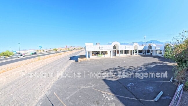 311 S Frontage Rd in Pahrump, NV - Building Photo - Building Photo