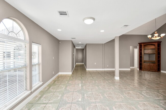 3503 Nayland Rock Dr