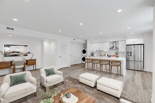 Delancey Place in Philadelphia, PA - Building Photo