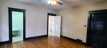 2217 Belmont Blvd, Unit 2A in Nashville, TN - Foto de edificio - Building Photo