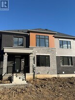 2 Riley Park Dr in Haldimand, ON - Building Photo