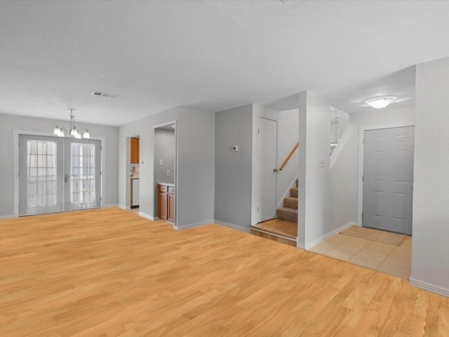 18515 Egret Bay Blvd, Unit 1101 in Houston, TX - Building Photo - Building Photo