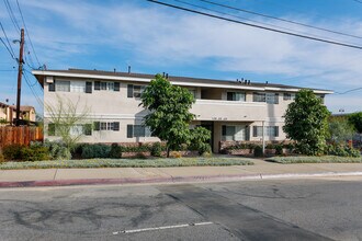 1322 Mountain Ave in Duarte, CA - Building Photo - Building Photo