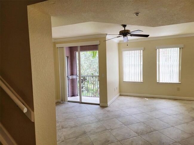 6306 W Sample Rd in Coral Springs, FL - Building Photo - Building Photo