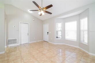 321 Erie Dr in Kissimmee, FL - Building Photo - Building Photo