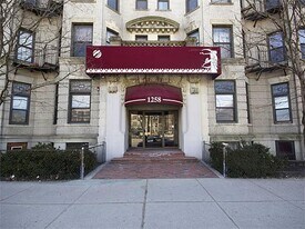 1258 Commonwealth Ave, Unit 1 in Boston, MA - Building Photo