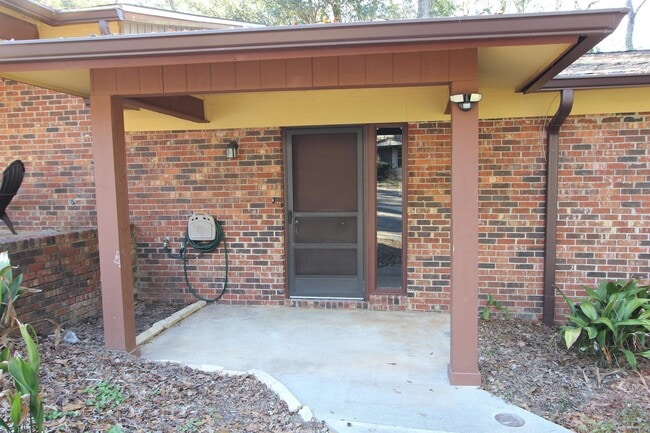 1530 Pullen Rd in Tallahassee, FL - Building Photo - Building Photo