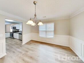 7436 Petal Pl in Fairburn, GA - Building Photo - Building Photo