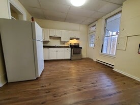 423 Liberty St in Allentown, PA - Building Photo