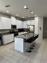 8057 Sweet Orange Ave in Winter Garden, FL - Building Photo - Building Photo