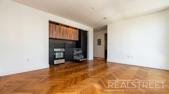 property at 1 Duffield St