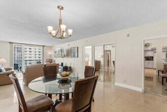 3801 S Ocean Dr, Unit SI FL11-ID1465698P in Hollywood, FL - Foto de edificio - Building Photo
