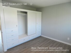 4857 Fauntleroy Wy SW in Seattle, WA - Building Photo - Building Photo